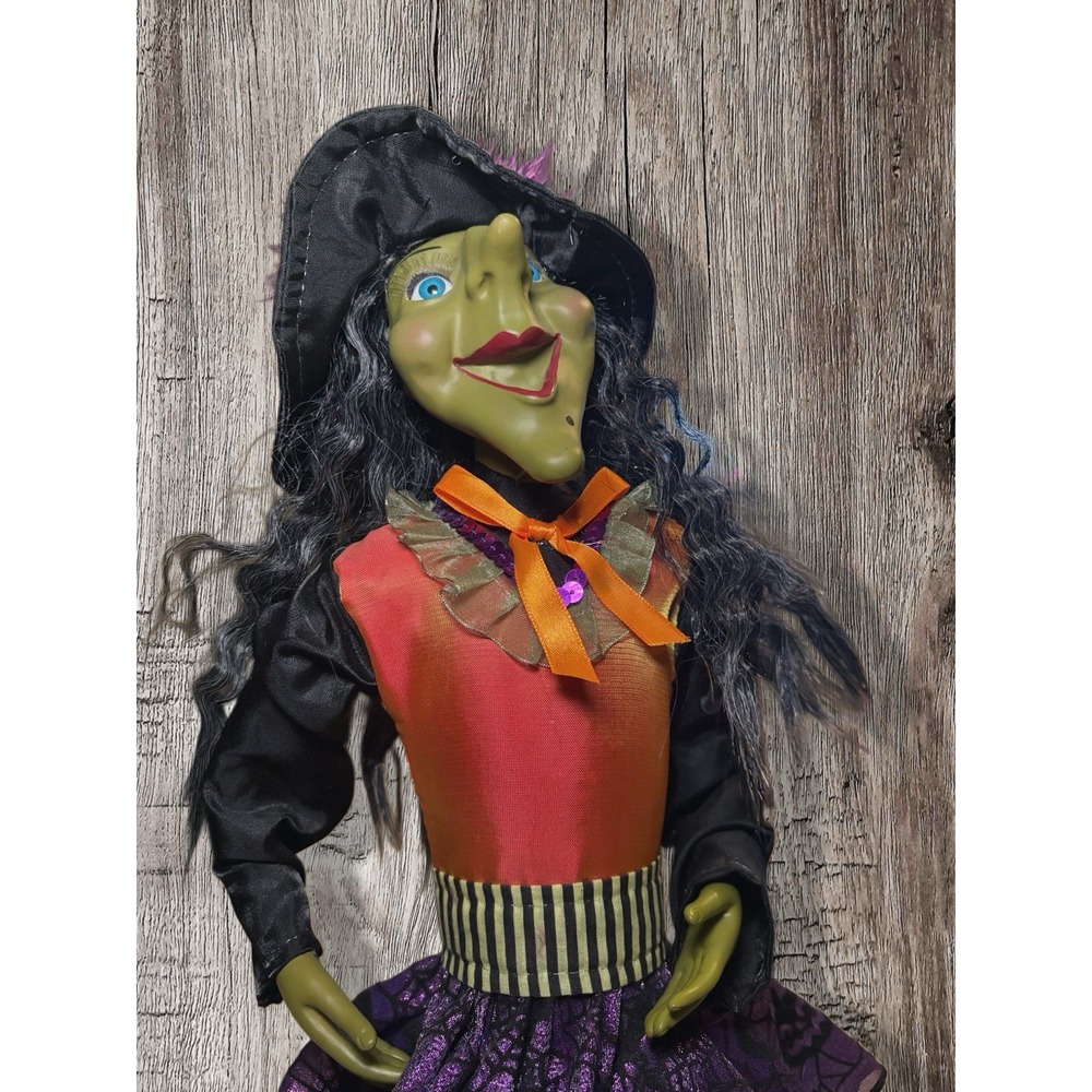 NEW SITTING GREEN GAL PAL WITCH 16Hx12"LEGS Folk Art - HALLOWEEN SPECIAL